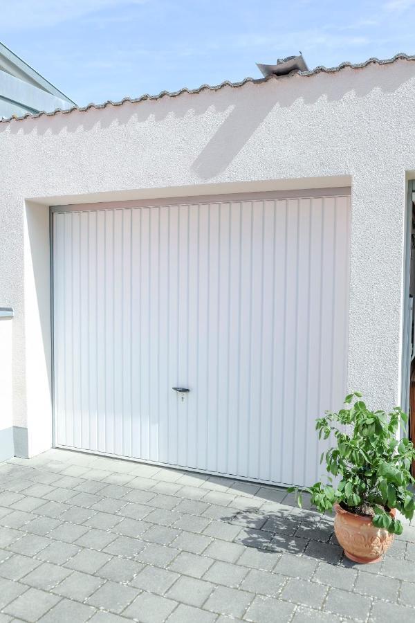 אינגולשטאט Lumen Homes - Design-Apt. Nahe Audi Und Altstadt, 3 Zimmer, Netflix מראה חיצוני תמונה